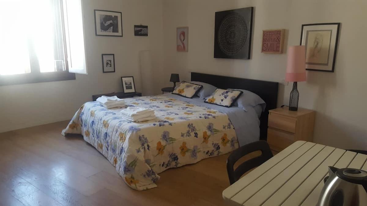 Chiara Room Florens Exteriör bild